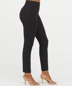Spanx Pants On-the-Go Ankle Slim Straight Pant