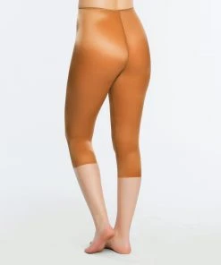 Spanx Shop All Shapewear Skinny Britches® Capri 20 Spanx Shop All Shapewear Skinny Britches® Capri