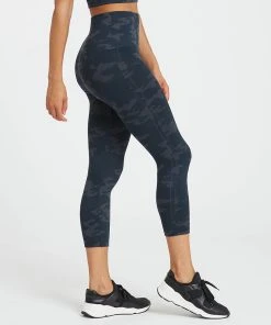 Spanx Look At Me Now Seamless Cropped Leggings 60 Spanx Look At Me Now Seamless Cropped Leggings