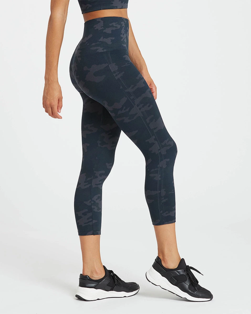 Spanx Look At Me Now Seamless Cropped Leggings 8 Spanx Look At Me Now Seamless Cropped Leggings