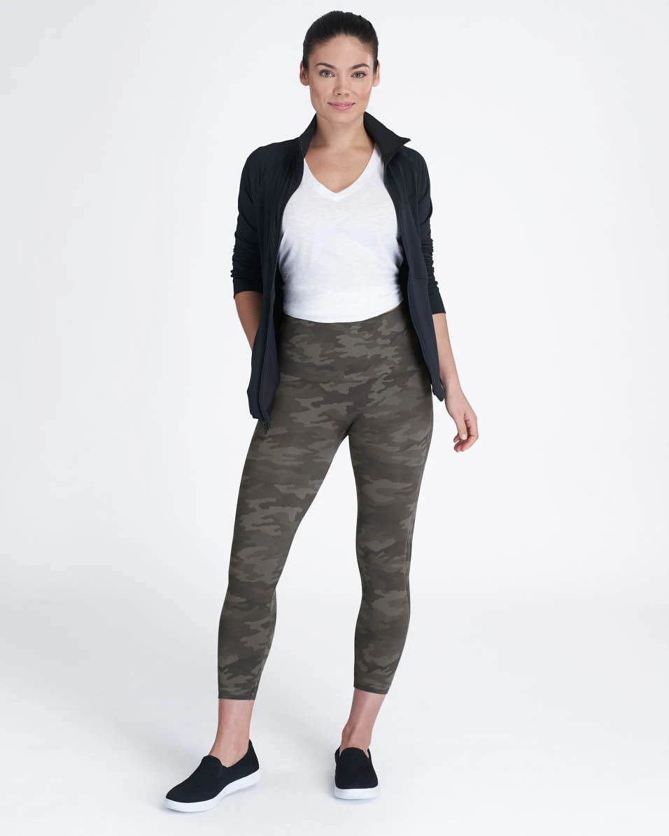 Spanx Look At Me Now Seamless Cropped Leggings 39 Spanx Look At Me Now Seamless Cropped Leggings