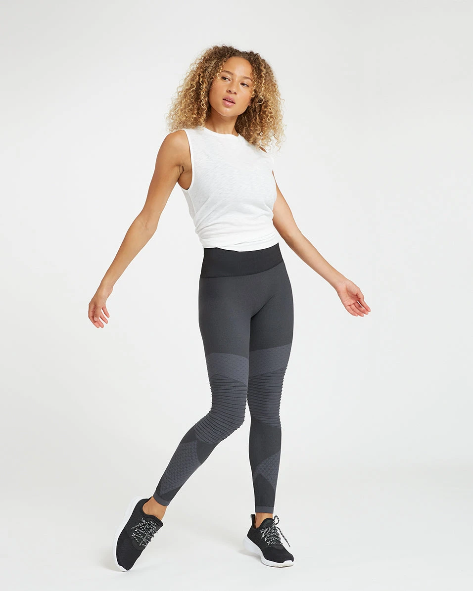 Spanx Comfy Essentials Look At Me Now Seamless Moto Leggings 3 Spanx Comfy Essentials Look At Me Now Seamless Moto Leggings