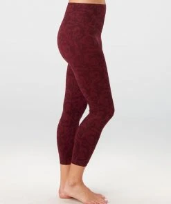 Spanx Look At Me Now Seamless Cropped Leggings 75 Spanx Look At Me Now Seamless Cropped Leggings