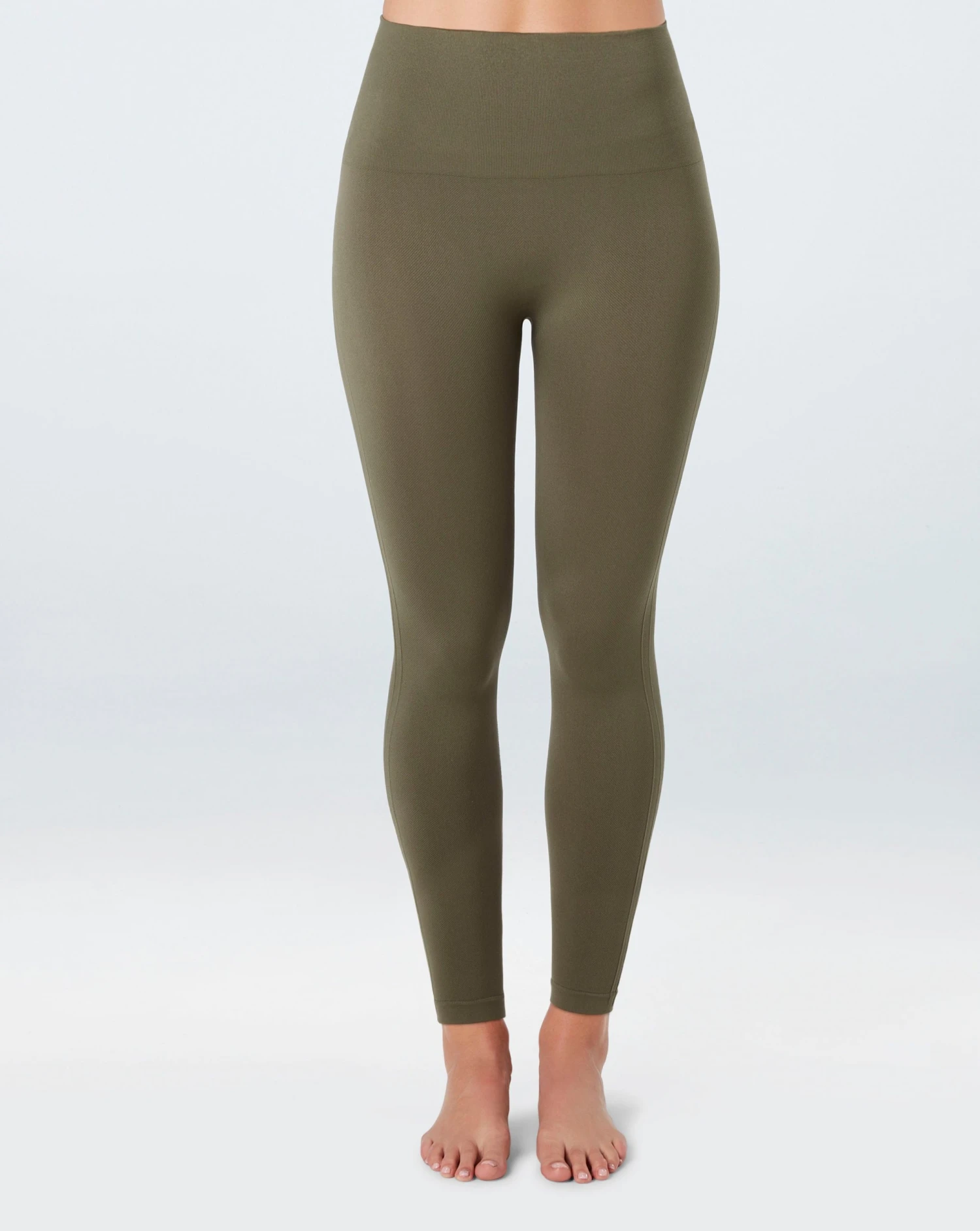 Spanx Look At Me Now Seamless Cropped Leggings 37 Spanx Look At Me Now Seamless Cropped Leggings