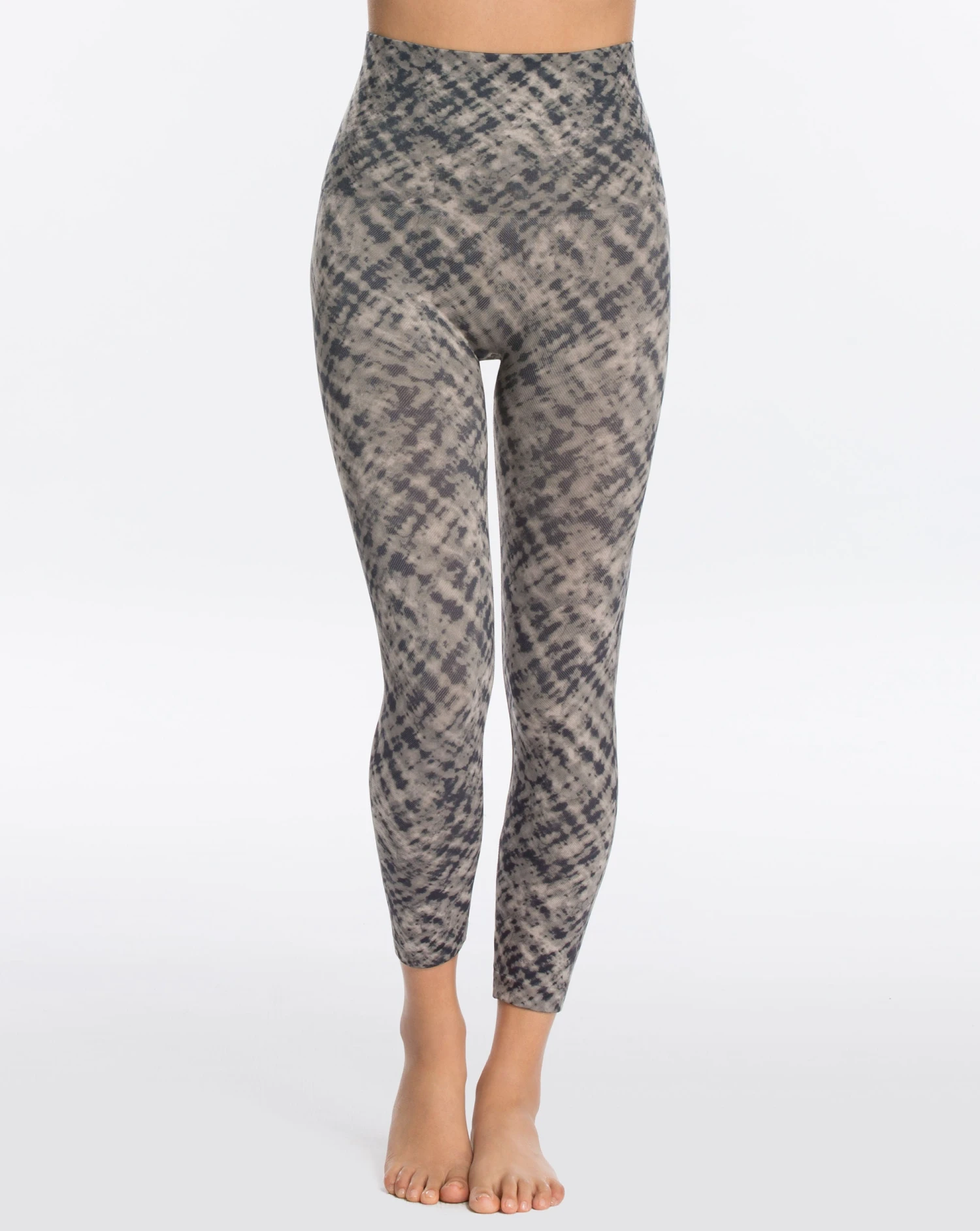 Spanx Look At Me Now Seamless Cropped Leggings 27 Spanx Look At Me Now Seamless Cropped Leggings