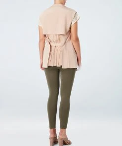 Spanx Look At Me Now Seamless Cropped Leggings 88 Spanx Look At Me Now Seamless Cropped Leggings