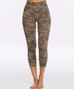 Spanx Look At Me Now Seamless Cropped Leggings 69 Spanx Look At Me Now Seamless Cropped Leggings