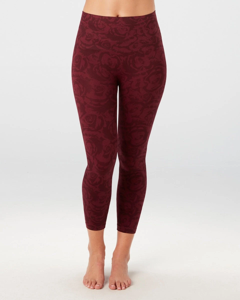 Spanx Look At Me Now Seamless Cropped Leggings 22 Spanx Look At Me Now Seamless Cropped Leggings