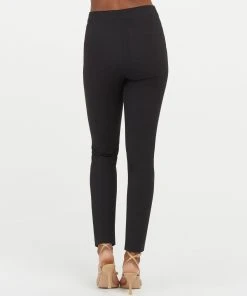 Spanx Pants On-the-Go Ankle Slim Straight Pant