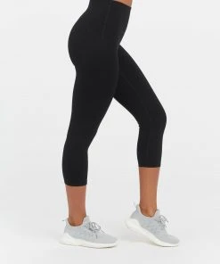 Spanx Booty Boost® Active Cropped Leggings