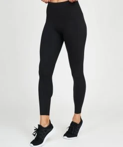 Spanx Every.Wear Knockout Leggings