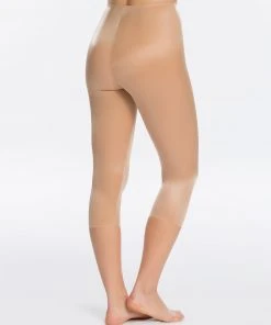 Spanx Shop All Shapewear Skinny Britches® Capri 34 Spanx Shop All Shapewear Skinny Britches® Capri
