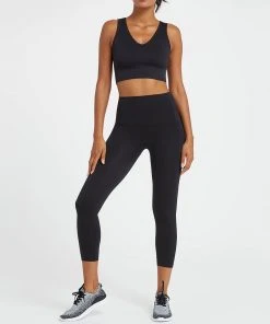 Spanx Look At Me Now Seamless Cropped Leggings 105 Spanx Look At Me Now Seamless Cropped Leggings