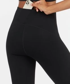 Spanx Booty Boost® Active Cropped Leggings