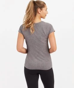 Spanx Shop All Activewear Look At Me Now Seamless Tee 16 Spanx Shop All Activewear Look At Me Now Seamless Tee