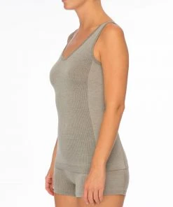 Spanx Laidback Layers Seamless Tank Shop All Sale 19 Spanx Laidback Layers Seamless Tank Shop All Sale