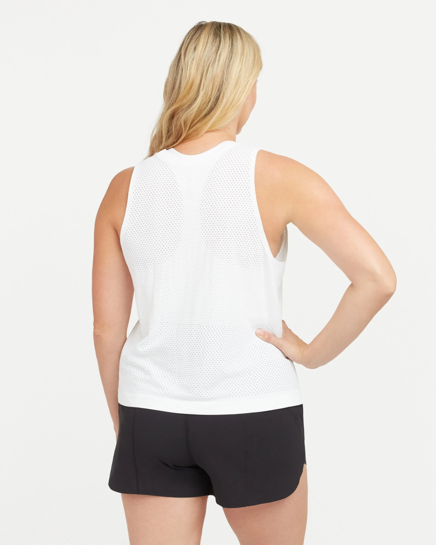 Spanx New Arrivals Seamless ‘At The Hip’ Tank 4 Spanx New Arrivals Seamless ‘At The Hip’ Tank