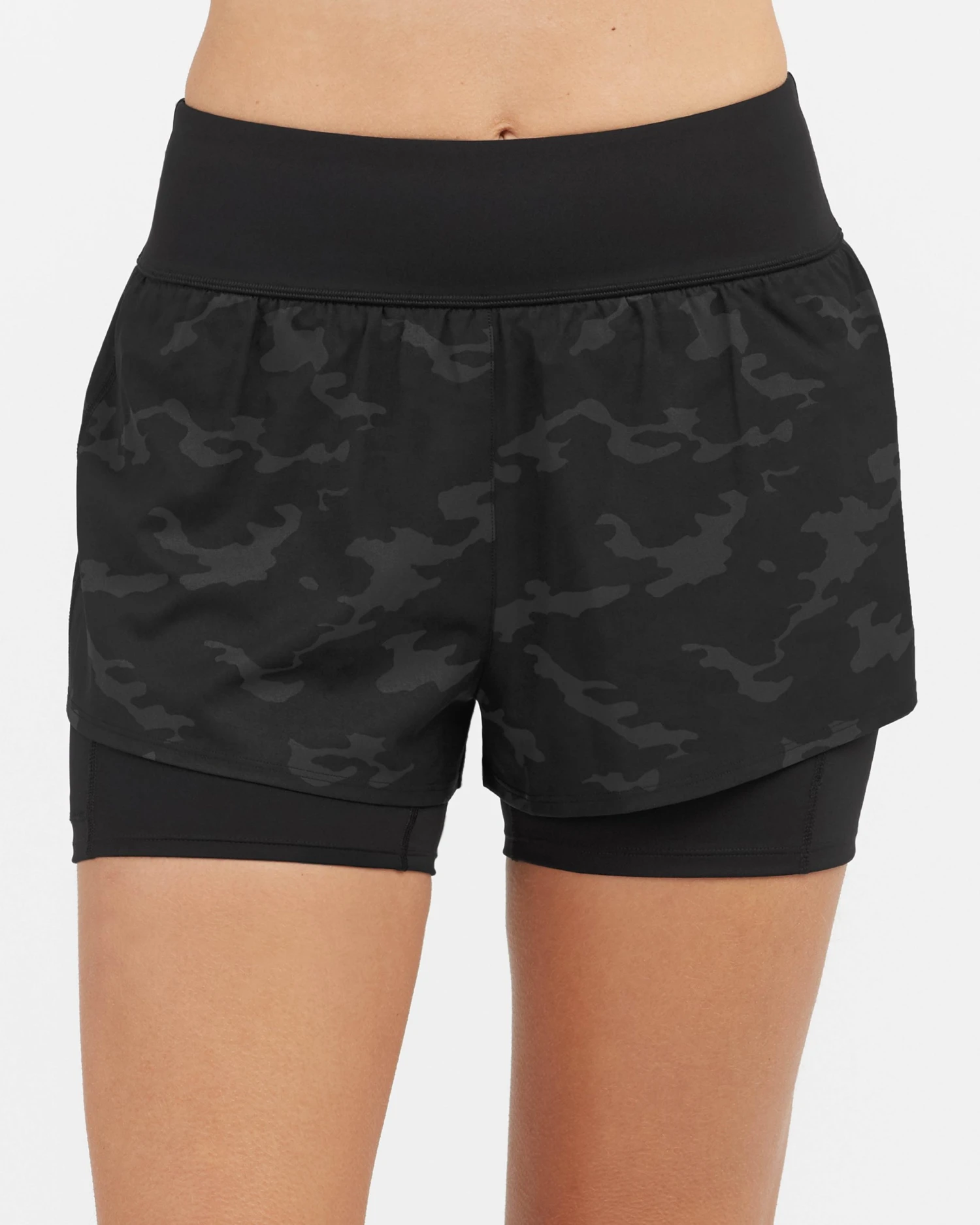 Spanx The Summer Shop The Get Moving Short, Camo 7 Spanx The Summer Shop The Get Moving Short, Camo