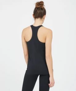 Spanx Look At Me Now Seamless Tank Shop All Activewear 19 Spanx Look At Me Now Seamless Tank Shop All Activewear