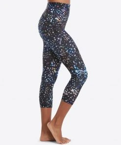 Spanx Booty Boost® Active Printed Cropped Leggings 22 Spanx Booty Boost® Active Printed Cropped Leggings