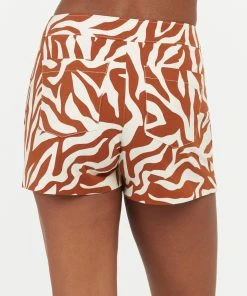 Spanx On-the-Go Printed Shorts, 4