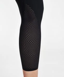 Spanx Every.Wear Laser Wave 7/8 Leggings 20 Spanx Every.Wear Laser Wave 7/8 Leggings