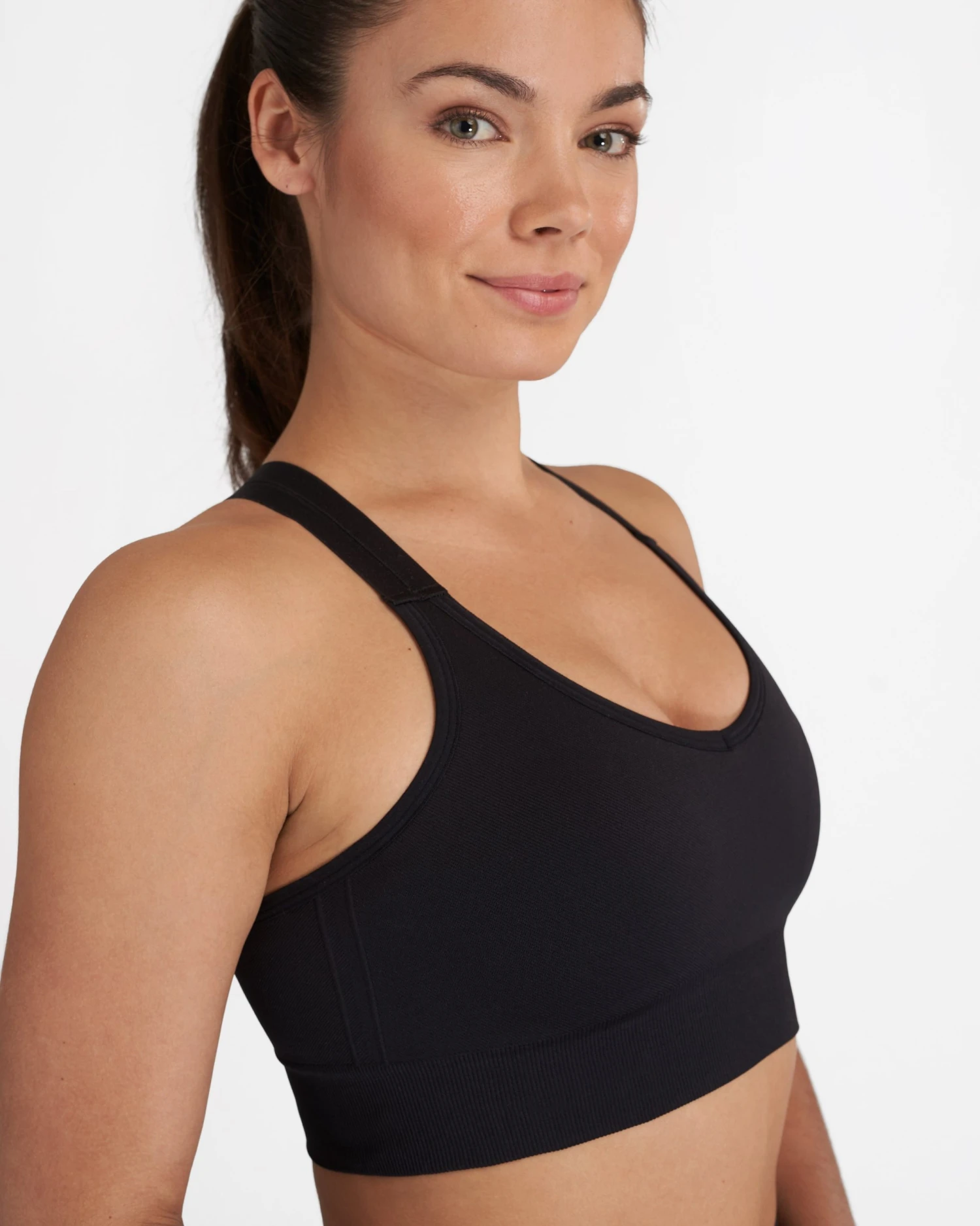 Spanx Look At Me Now Low Impact Sports Bra 3 Spanx Look At Me Now Low Impact Sports Bra