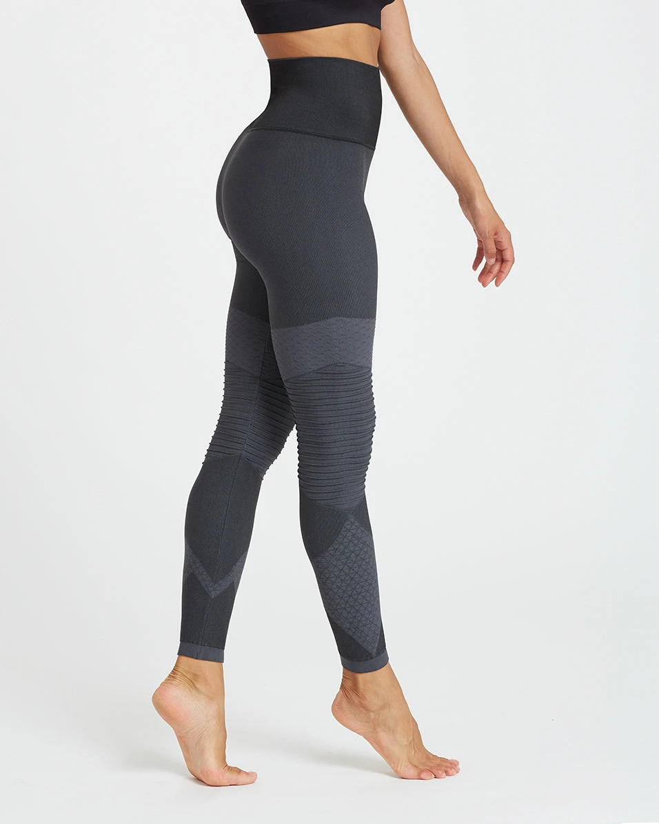 Spanx Comfy Essentials Look At Me Now Seamless Moto Leggings 8 Spanx Comfy Essentials Look At Me Now Seamless Moto Leggings