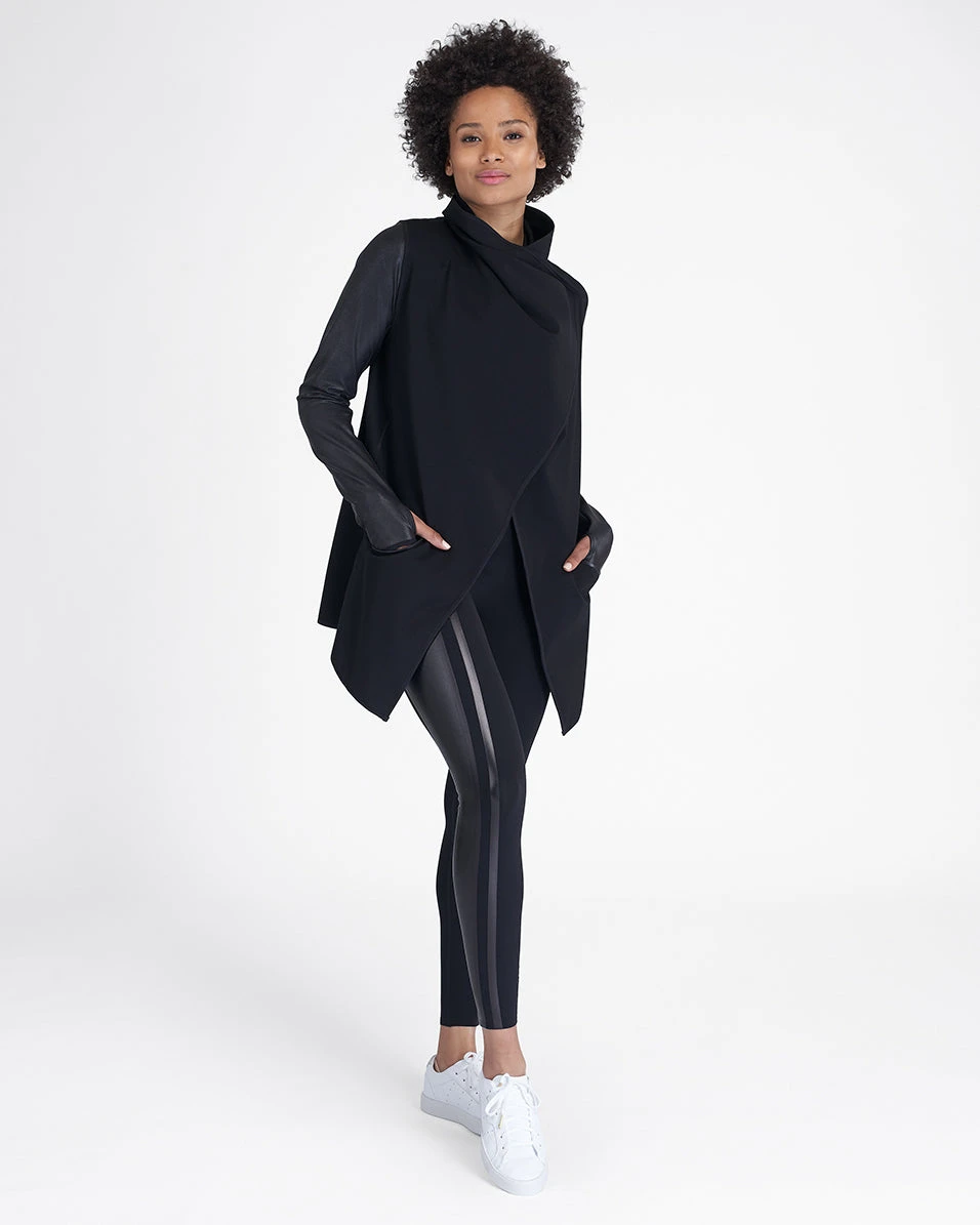 Spanx Every.Wear Gloss Side Stripe Leggings Active 6 Spanx Every.Wear Gloss Side Stripe Leggings Active