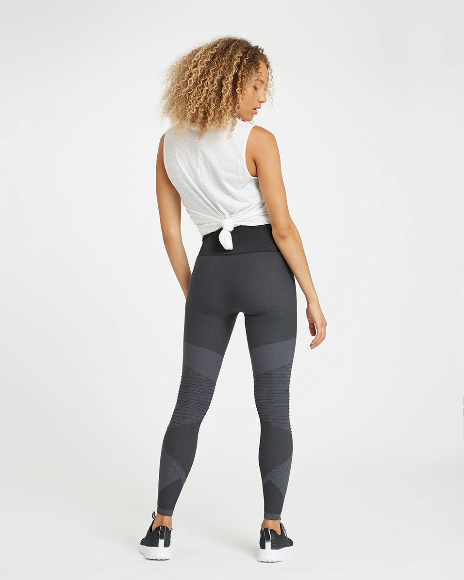 Spanx Comfy Essentials Look At Me Now Seamless Moto Leggings 6 Spanx Comfy Essentials Look At Me Now Seamless Moto Leggings