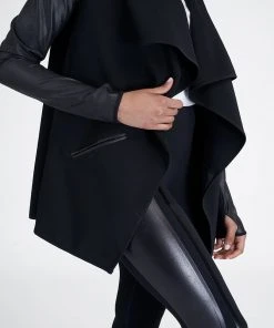 Spanx Every.Wear Gloss Side Stripe Leggings Active 11 Spanx Every.Wear Gloss Side Stripe Leggings Active