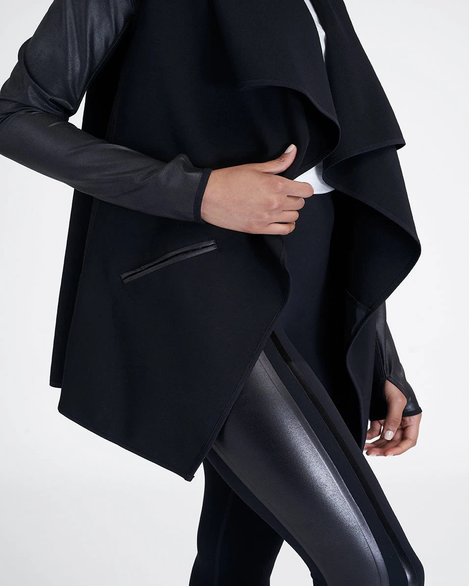 Spanx Every.Wear Gloss Side Stripe Leggings Active 7 Spanx Every.Wear Gloss Side Stripe Leggings Active