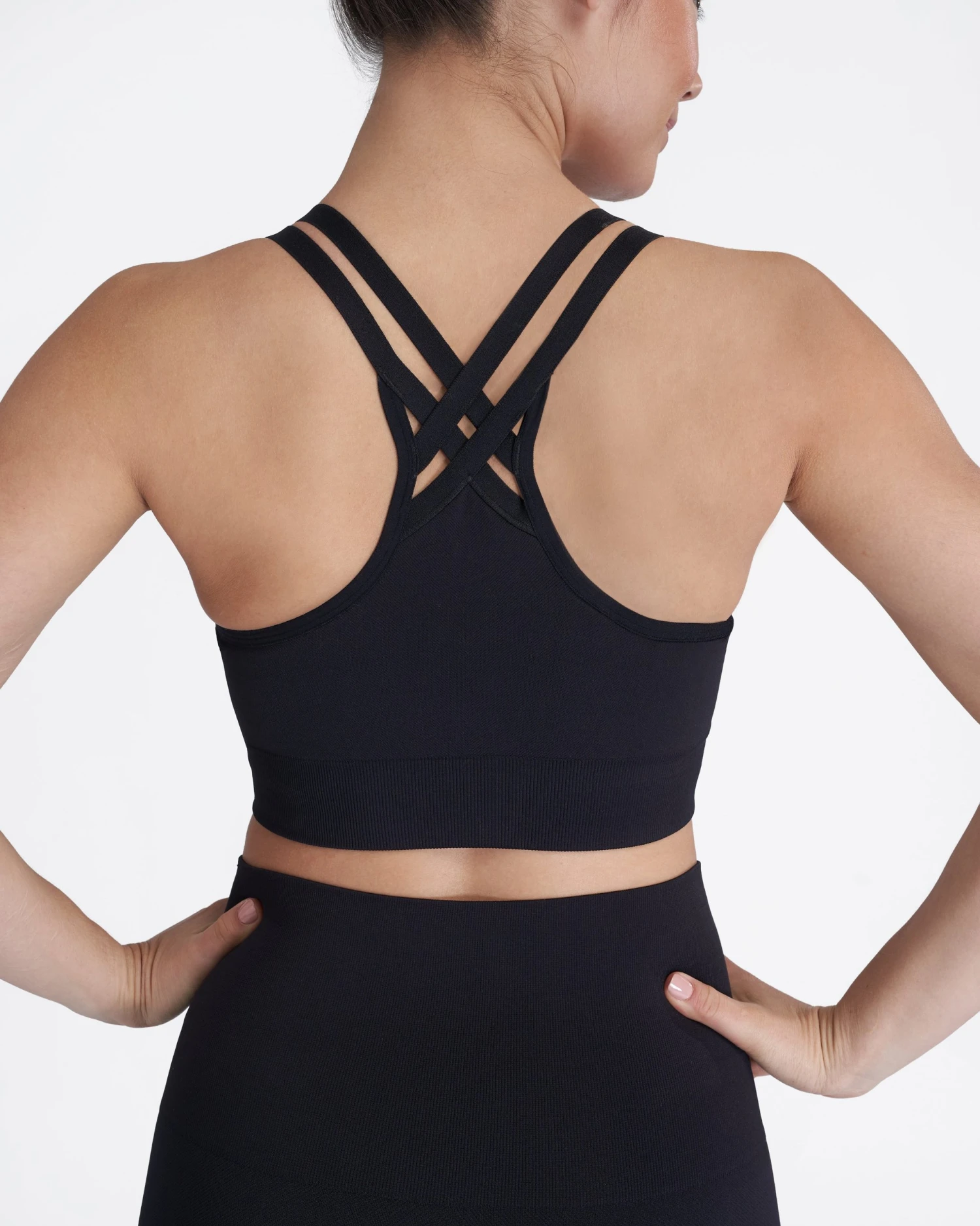 Spanx Look At Me Now Low Impact Sports Bra 4 Spanx Look At Me Now Low Impact Sports Bra