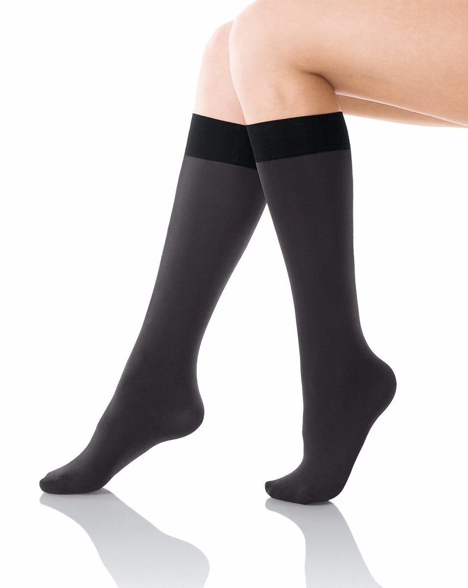 Spanx Two-Timin’! Reversible Socks 4 Spanx Two-Timin’! Reversible Socks